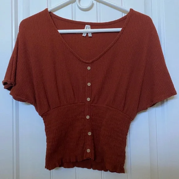 Top - Picture 1 of 4